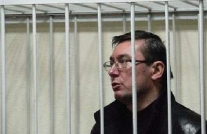 Указывала на то Указывала на то